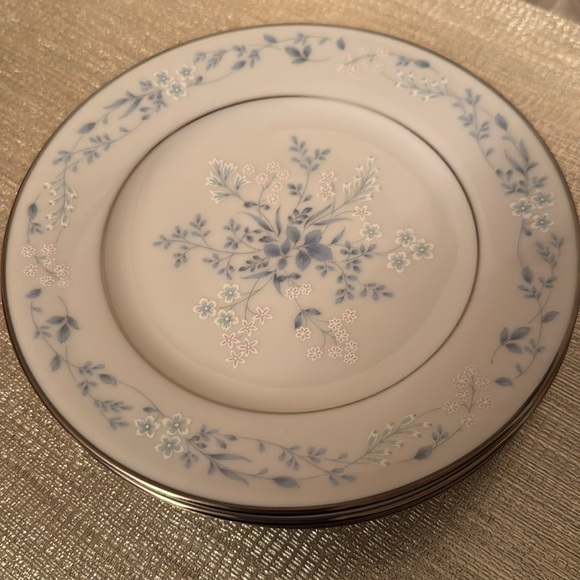 Set of 4 Vintage Noritake Carolyn Bread and Butter Plate - Picture 3 of 5